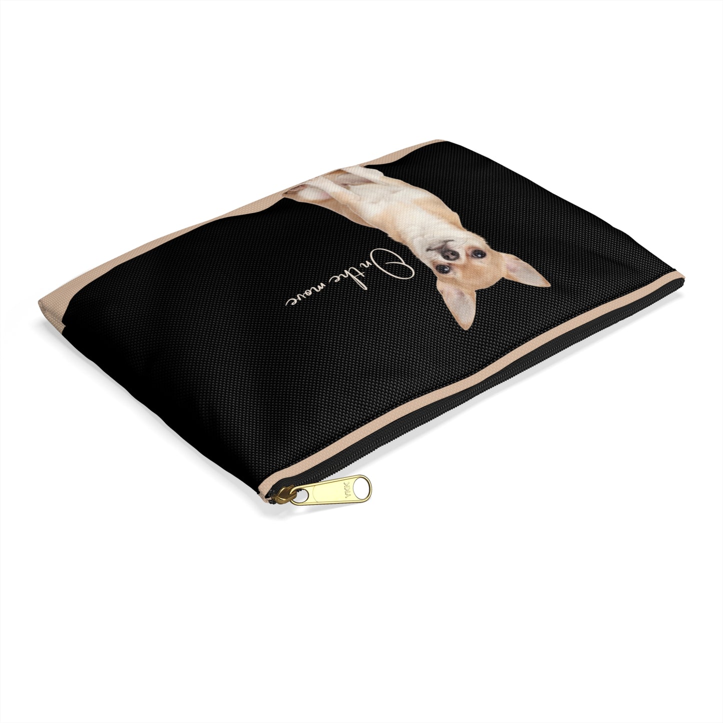 Chihuahua  On the Move Accessory Pouch